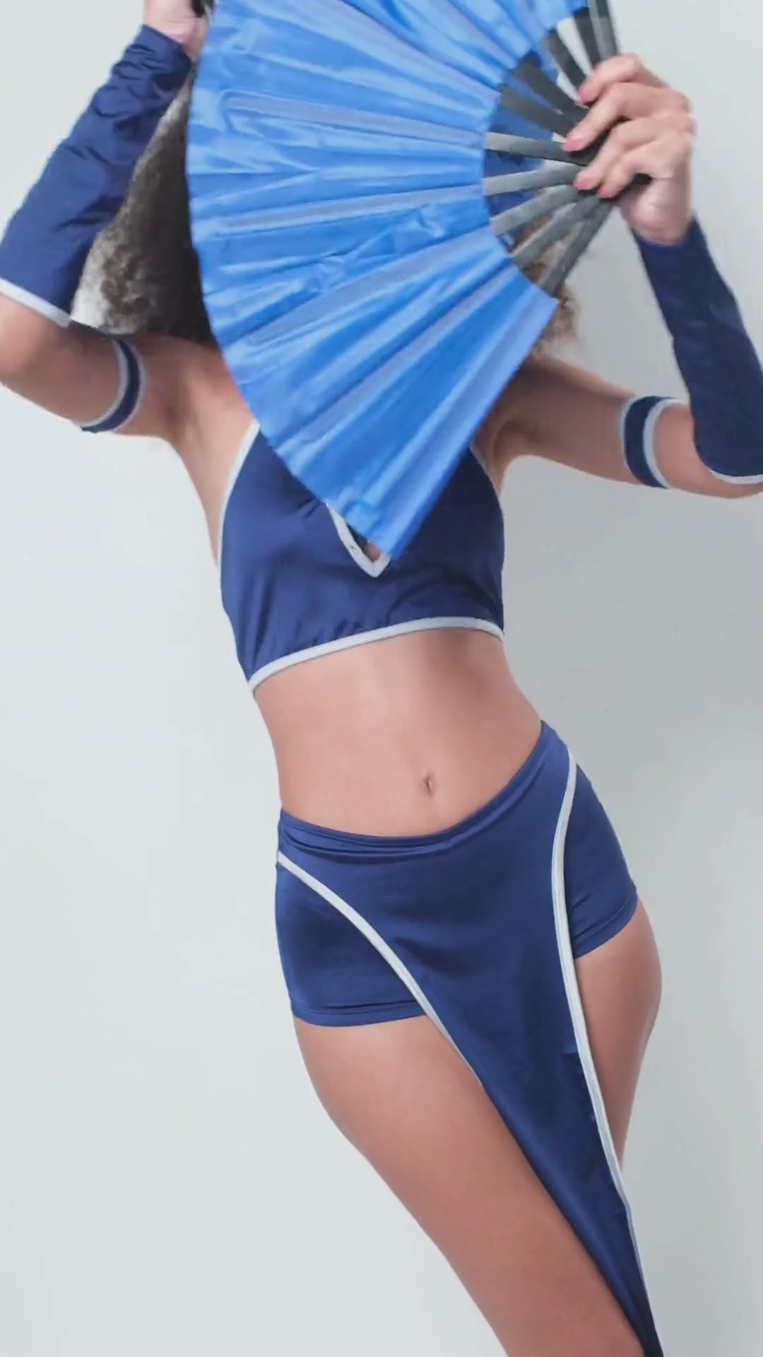 Cargar y reproducir el video en el visor de la galería, KITANA MORTAL KOMBAT