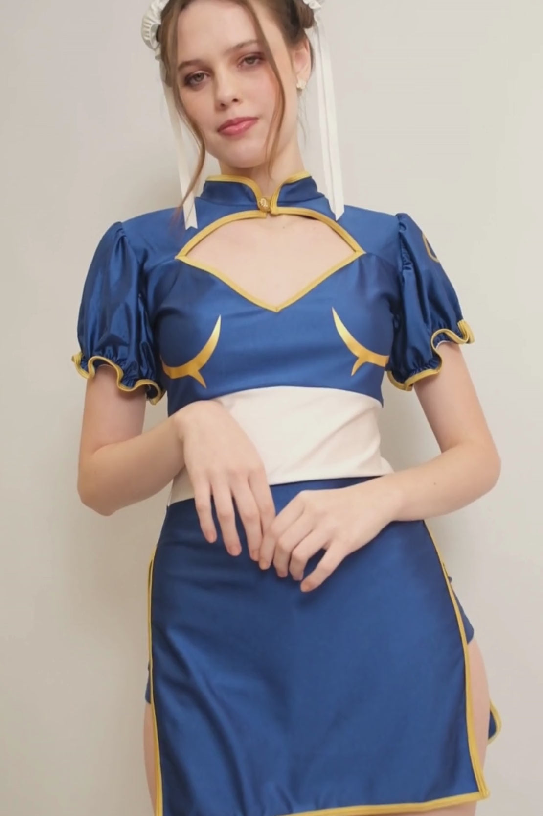 Cargar y reproducir el video en el visor de la galería, CHUN LI SWEET

