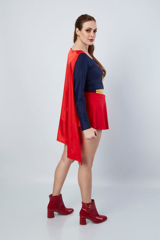 SUPERGIRL SEXY